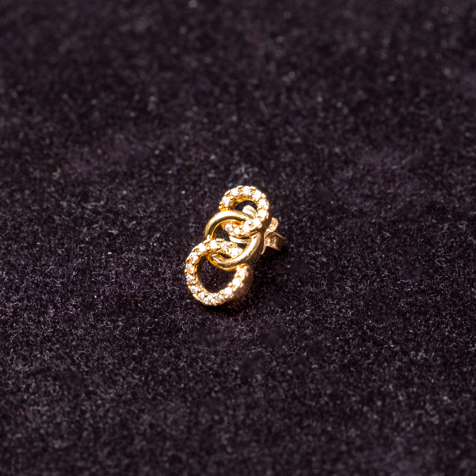 orecchini chain con zirconi oro giallo 18kt